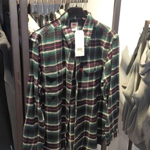 Plaid relaxed fit Levi's shirt